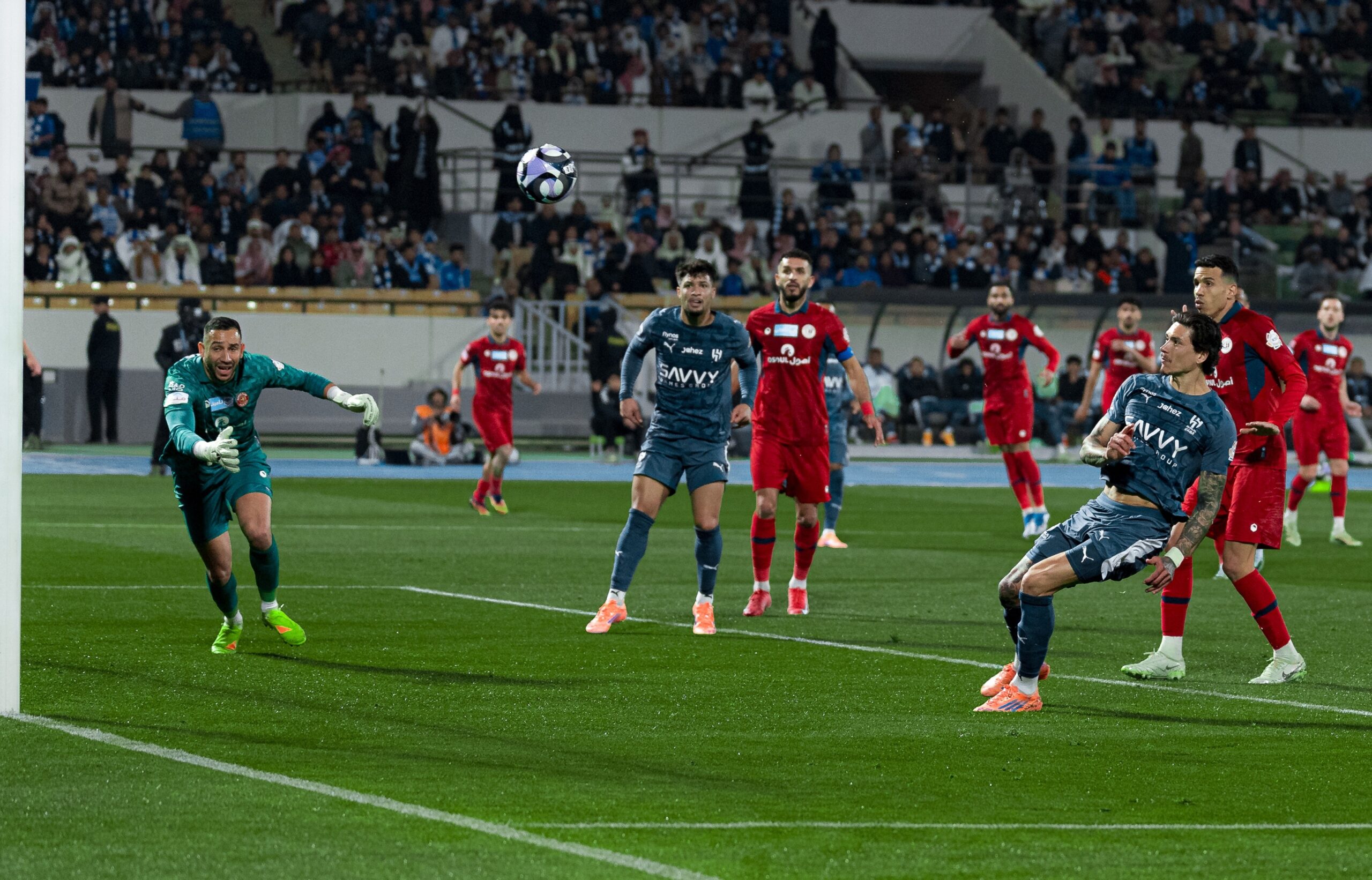 طرح تذاكر مباراتي الهلال أمام الفيحاء والأهلي في دوري روشن
