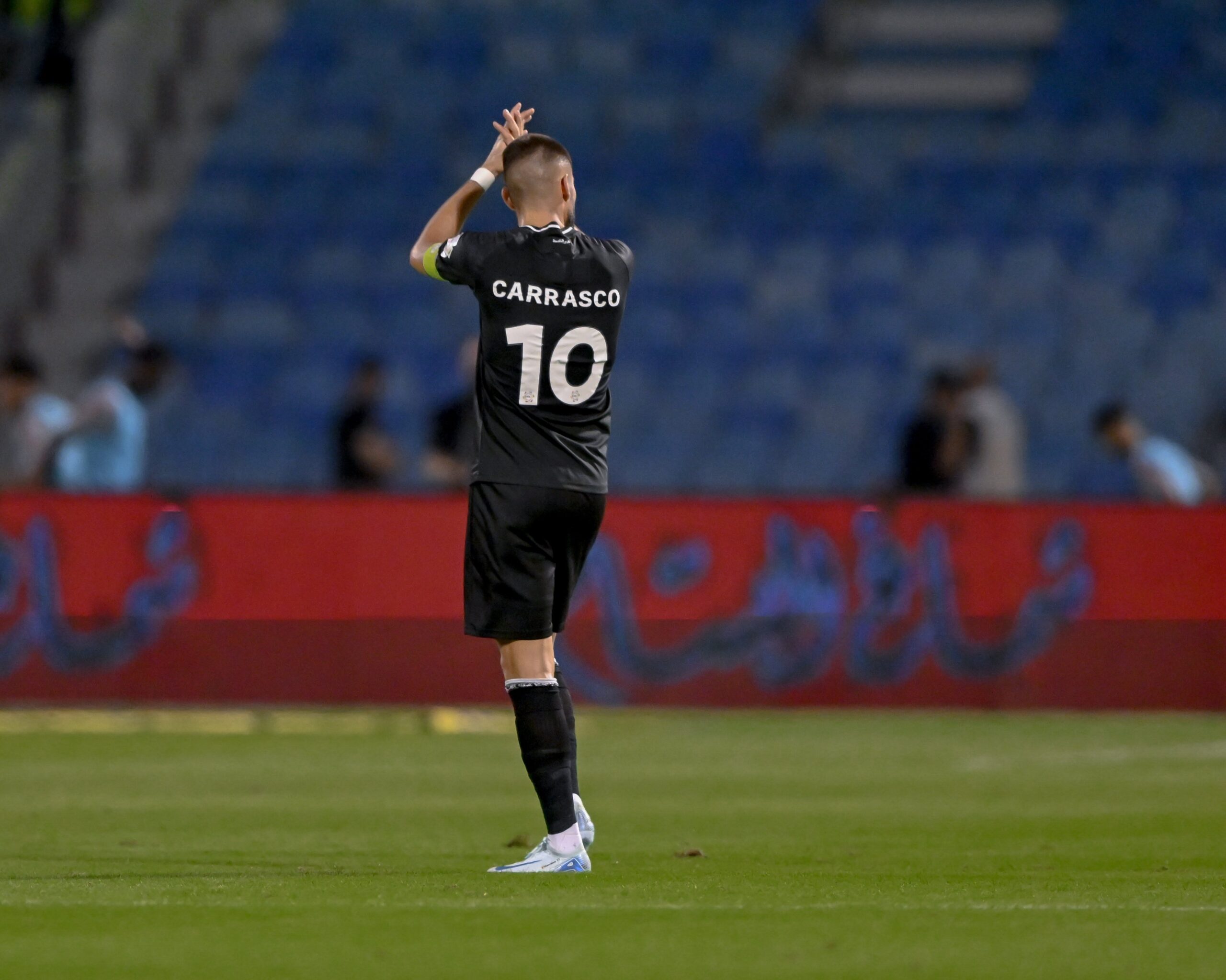 ضغوط لرحيل كاراسكو عن الشباب.. عرض روما يفتح ملف الأعباء المالية