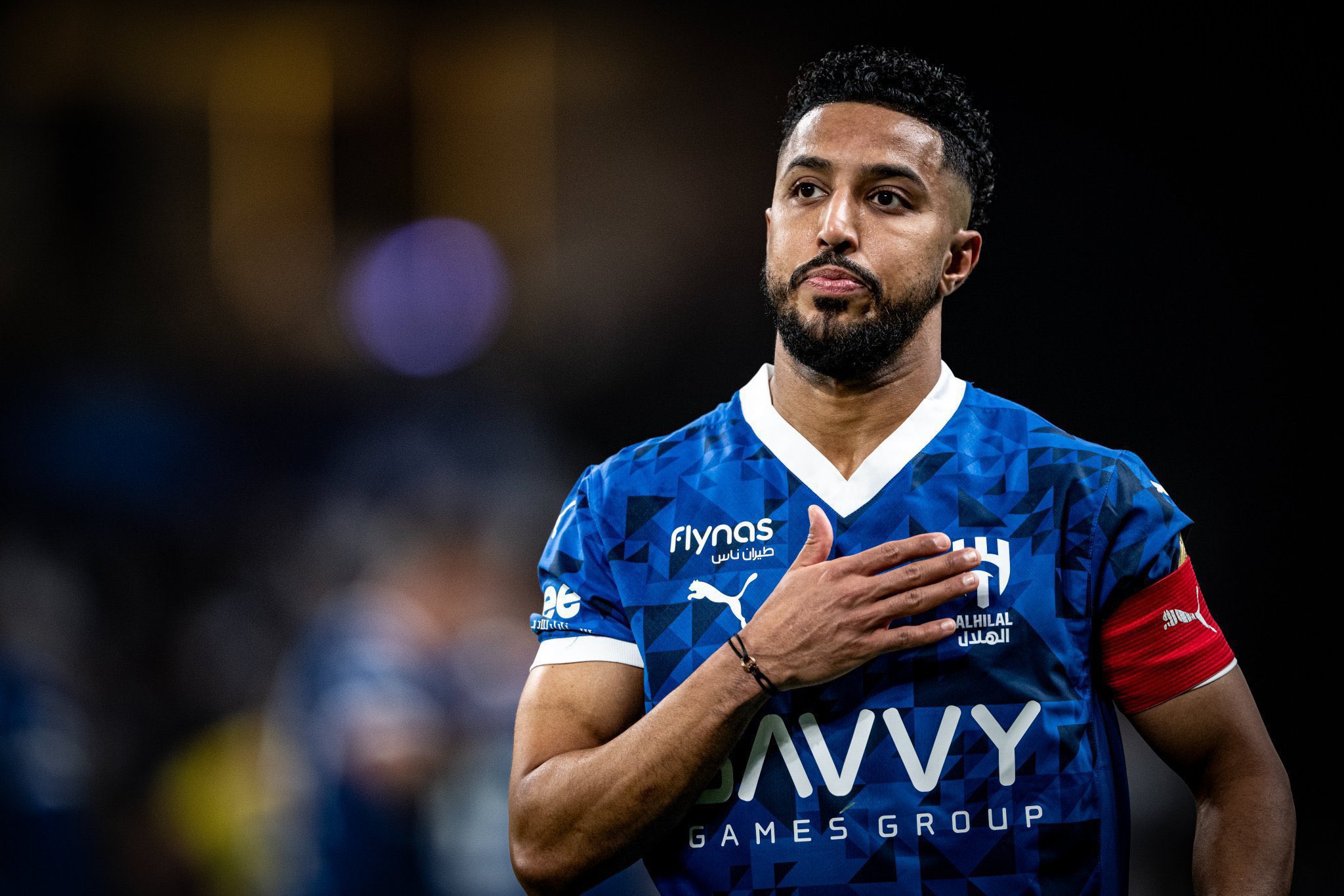 فيديو| العويس يشيد بالدوسري: “اللاعب الذهبي في جيلي”