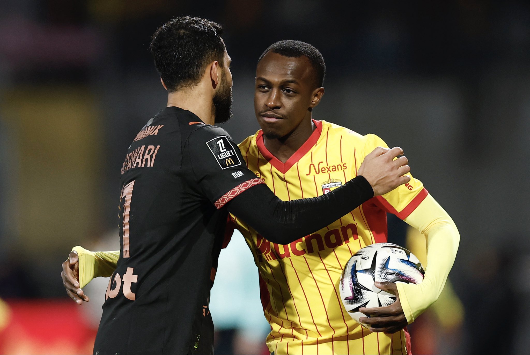 مدرب لانس يكشف سر تأقلم سعود عبدالحميد مع الكرة الأوروبية