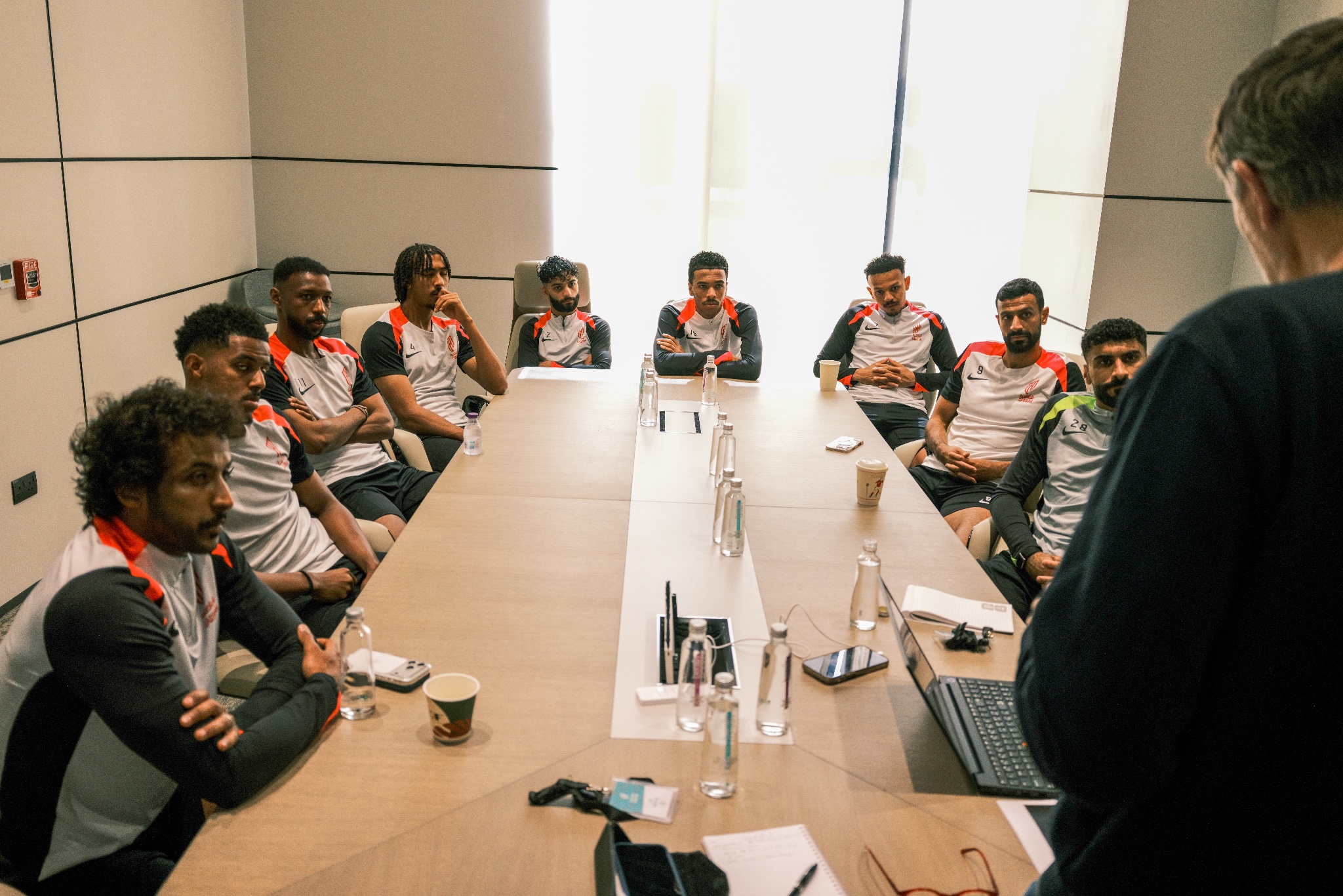 تحركات مبكرة للأخضر.. زيارات ميدانية لأندية روشن استعدادًا لكأس العالم