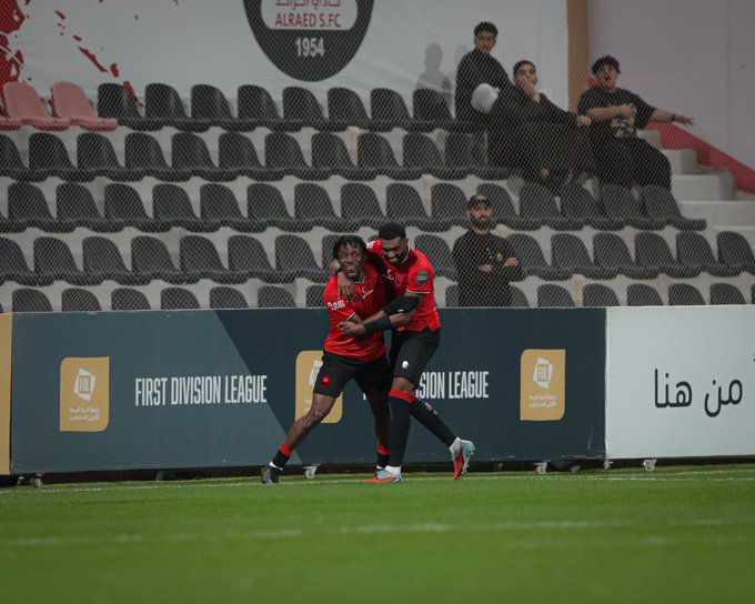 صور | الرائد يضرب بقوة ويكتسح العربي برباعية في دوري يلو