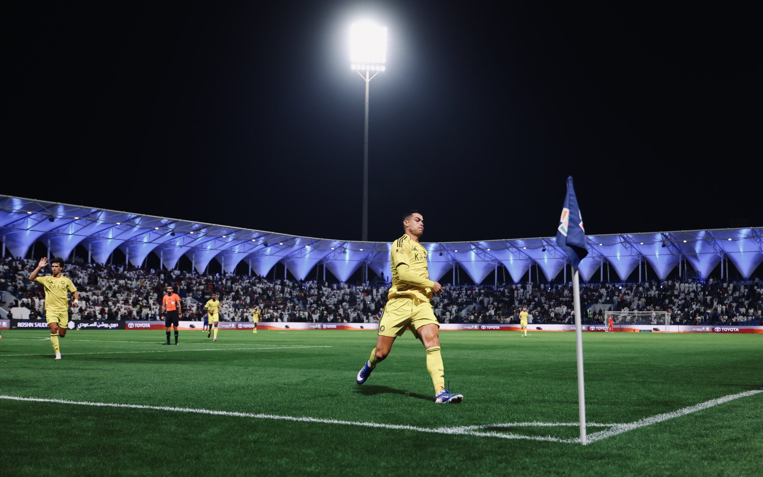 رونالدو يقتحم قائمة تاريخية في الدوري السعودي