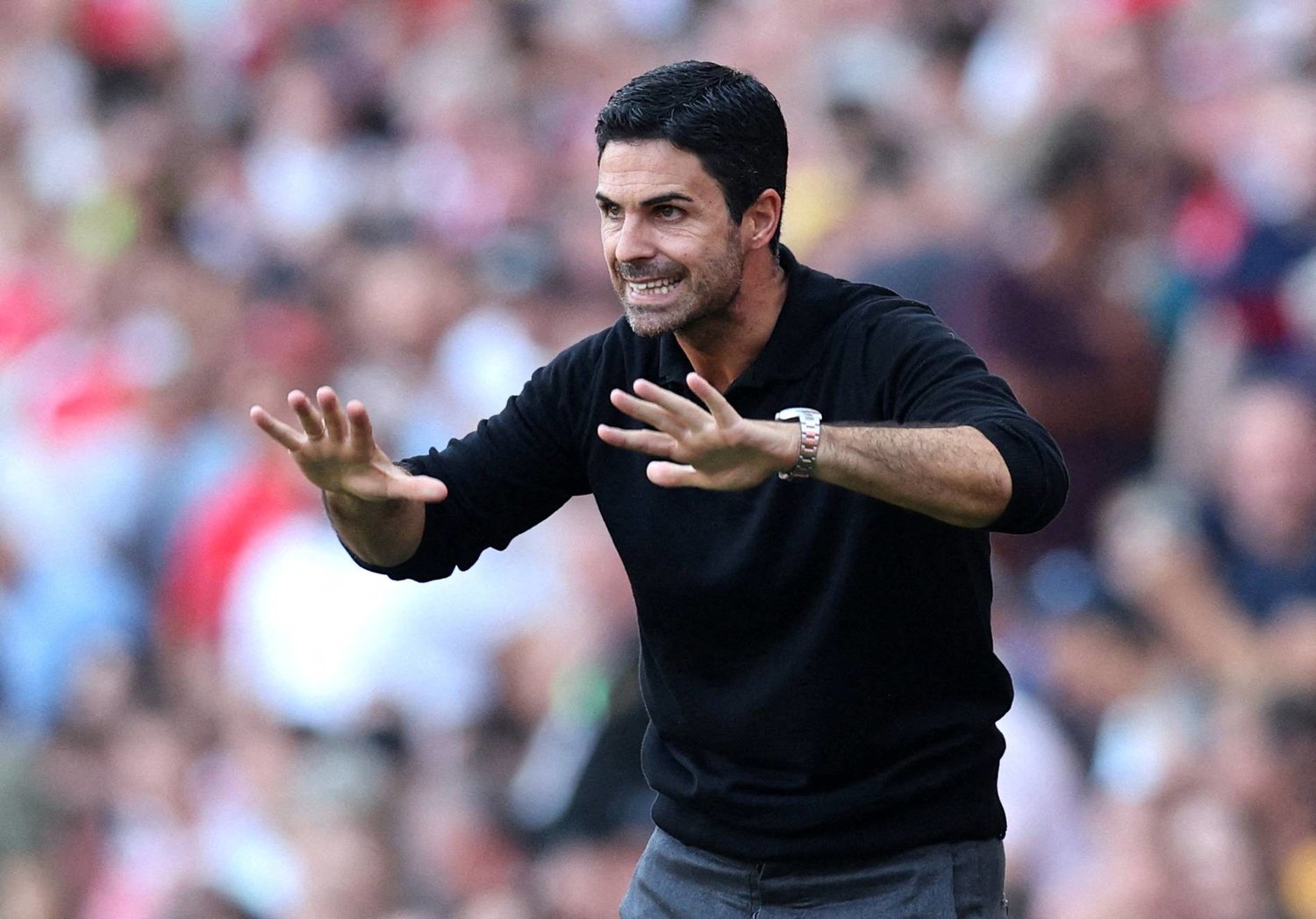 أرتيتا يحث آرسنال على التركيز قبل ديربي توتنهام الحاسم