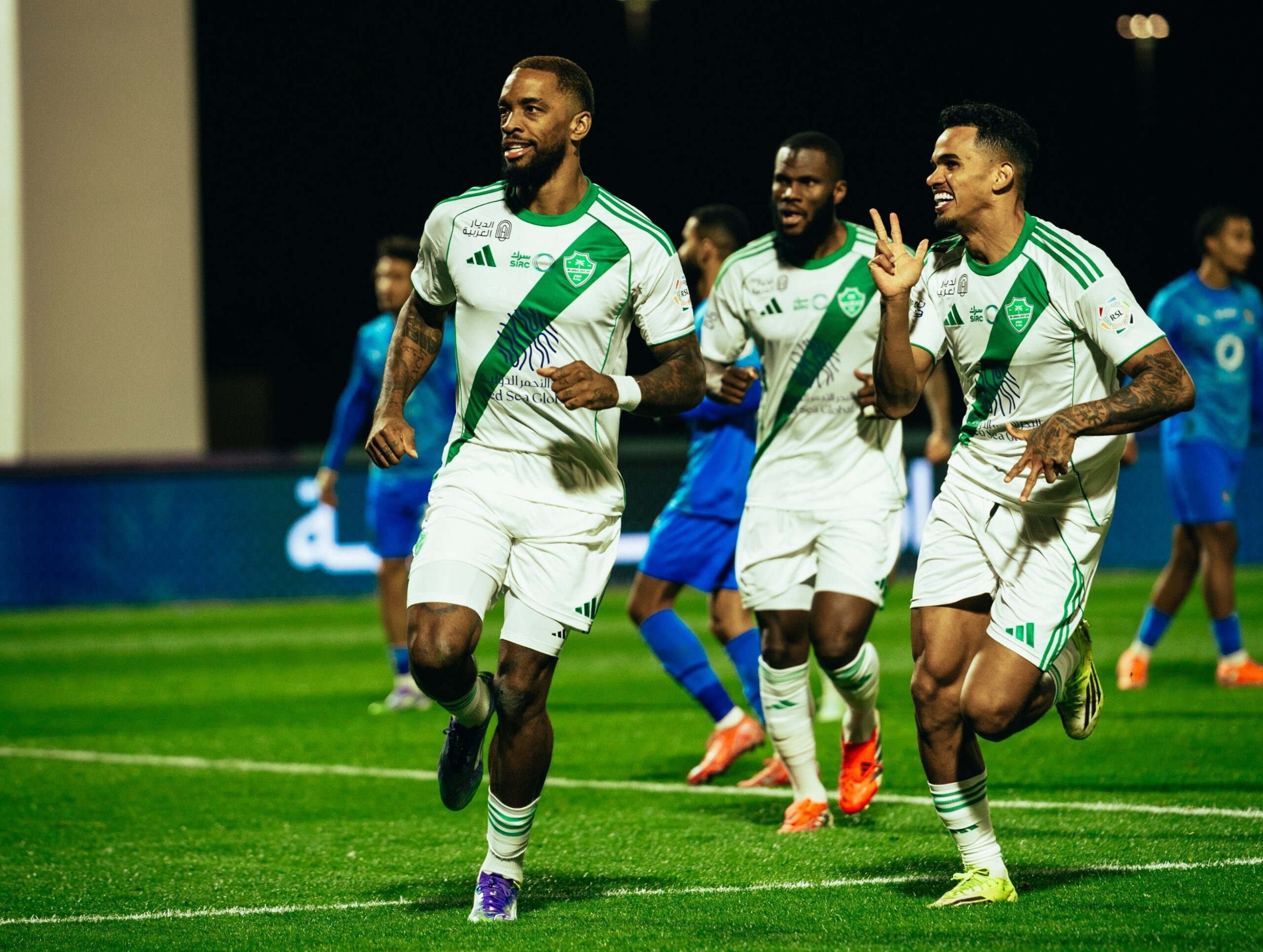 موعد مباراة الأهلي ضد الحزم في دوري روشن.. والقنوات الناقلة