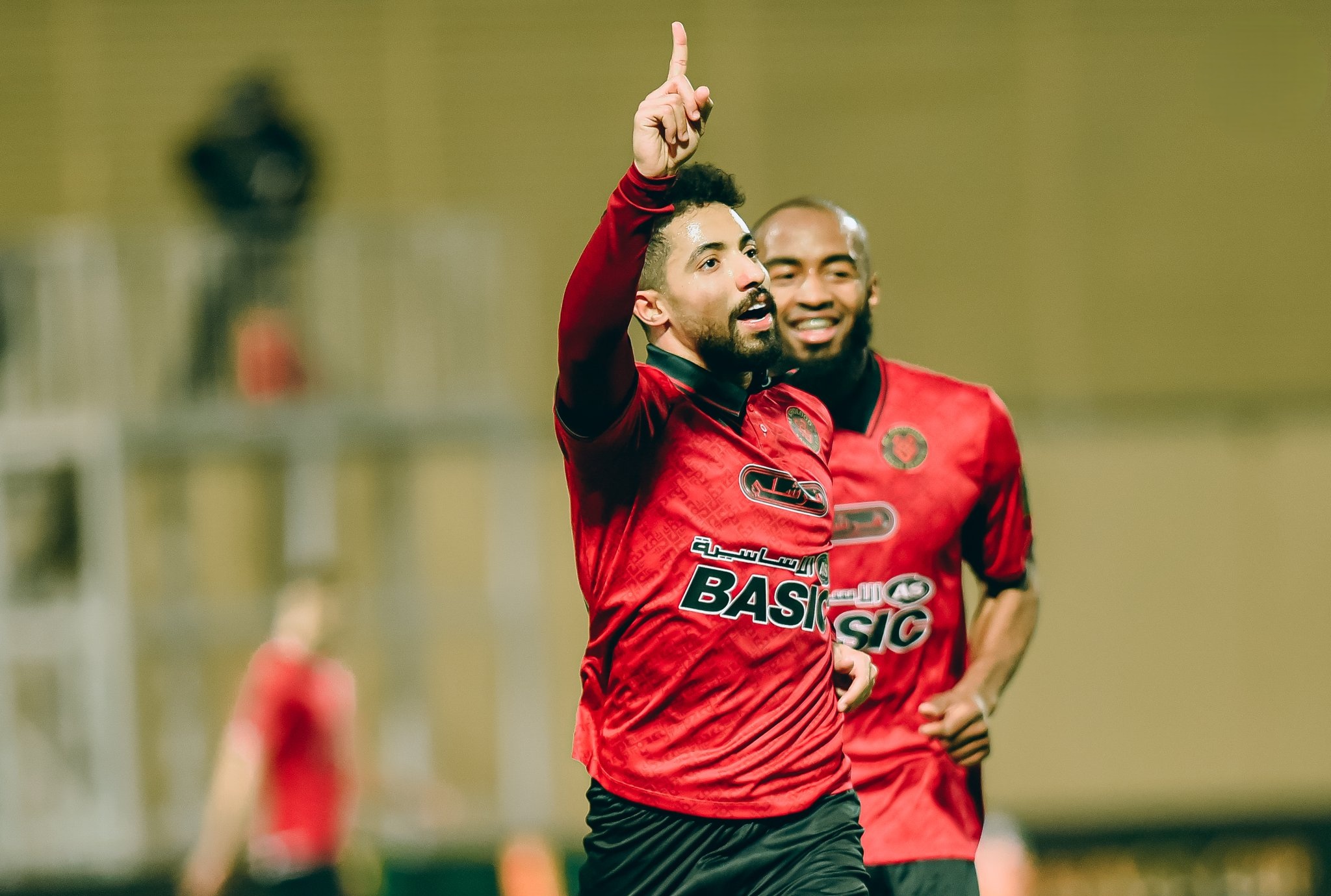 «الانضباط» تعاقب هتان باهبري بالإيقاف والغرامة لهذا السبب