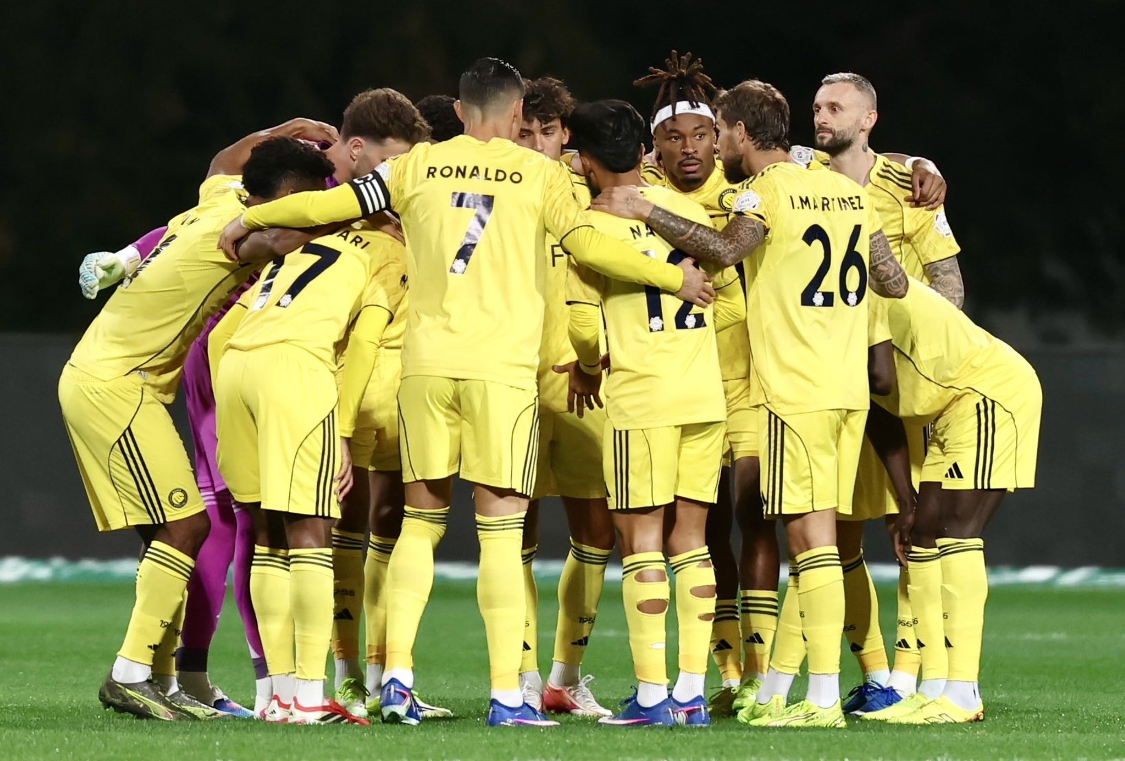 عقب خماسية الخليج.. رسالة حماسية من رونالدو إلى نجوم النصر