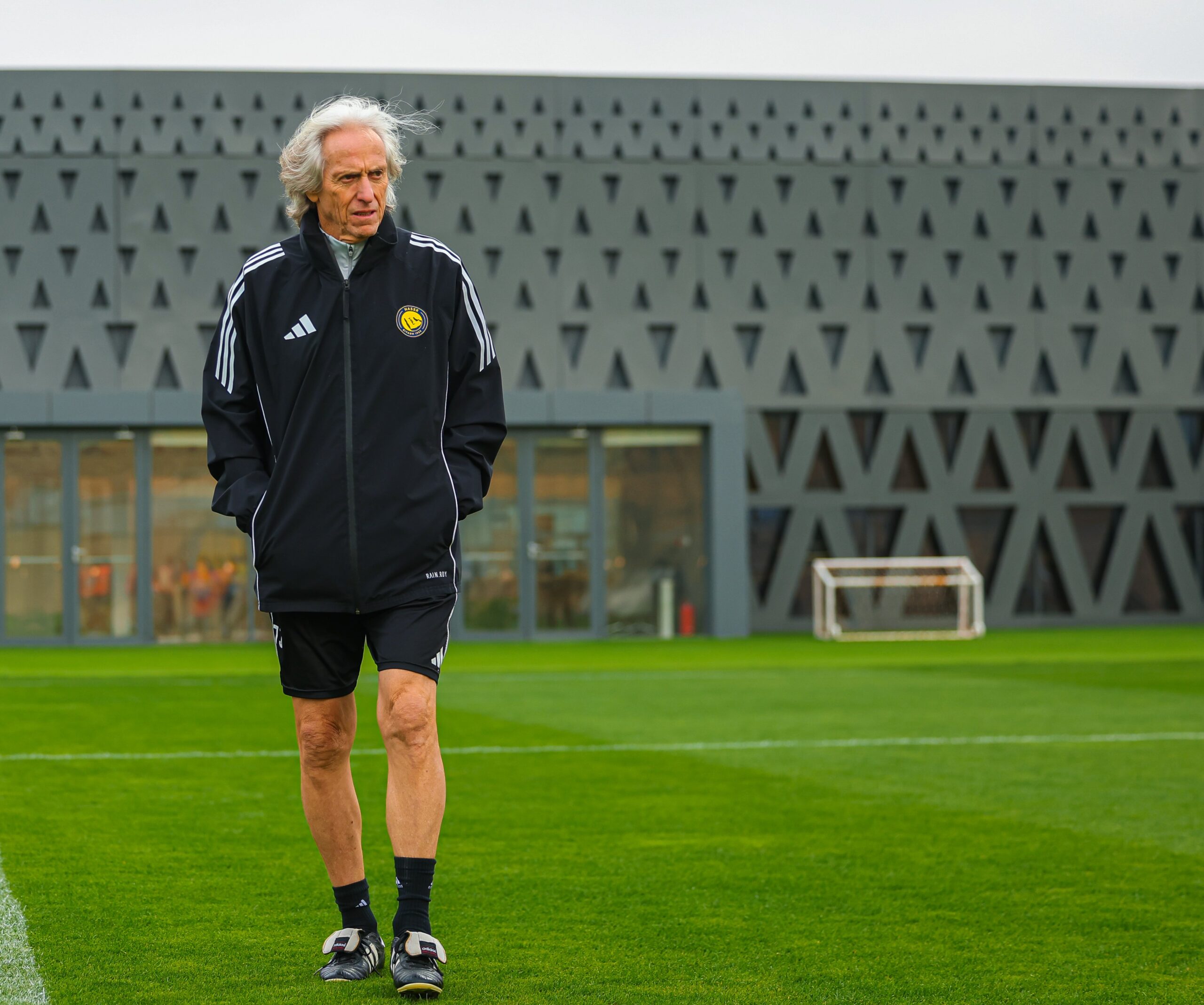 جيسوس يمنح لاعبي النصر راحة عيد الفطر.. وموقف مارتينيز تحت التقييم