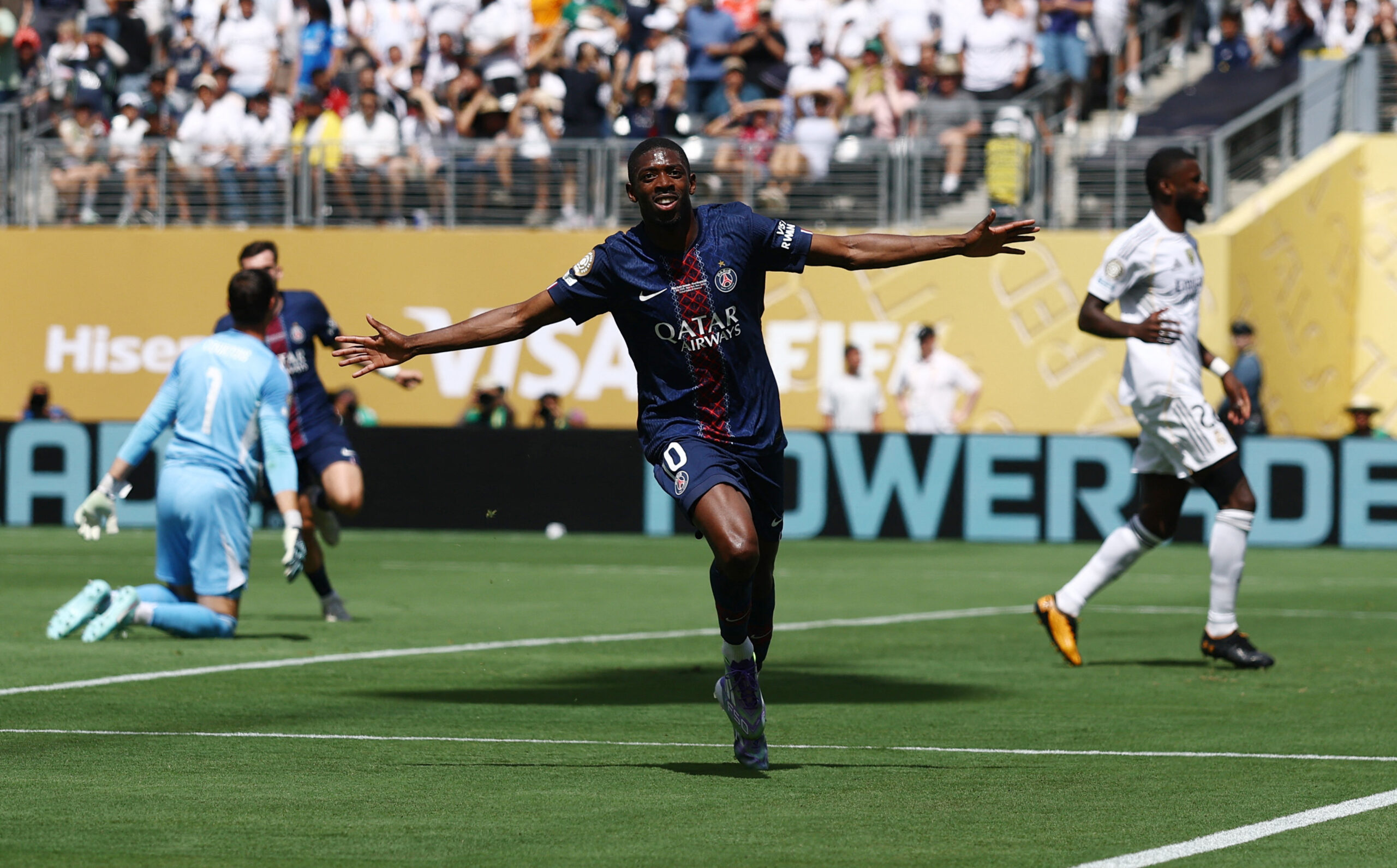 عروض سعودية ضخمة تهدد بقاء ديمبيلي في أوروبا